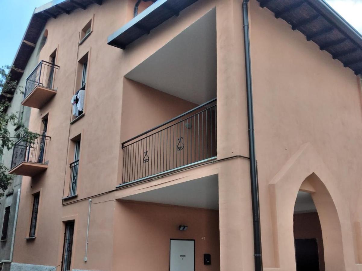 Curti Granda Hotel Rescaldina Buitenkant foto