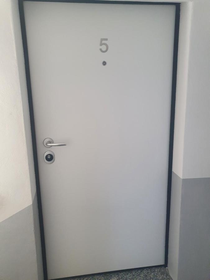 Curti Granda Hotel Rescaldina Buitenkant foto