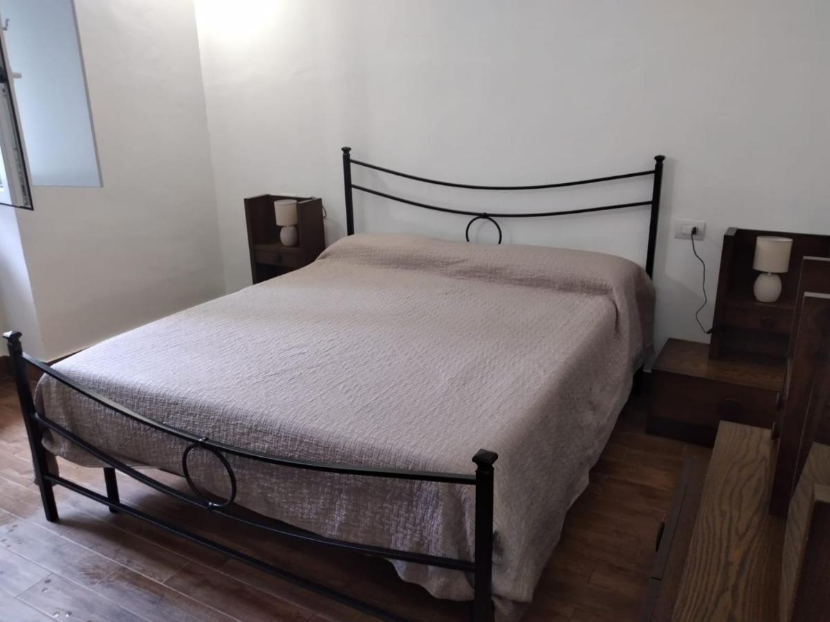 Curti Granda Hotel Rescaldina Buitenkant foto