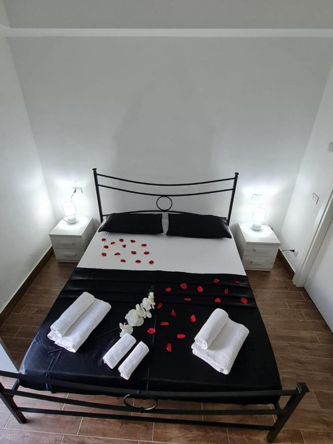 Curti Granda Hotel Rescaldina Buitenkant foto