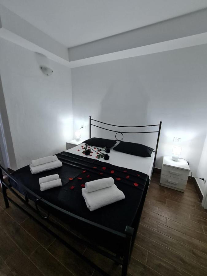 Curti Granda Hotel Rescaldina Buitenkant foto