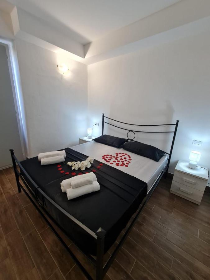 Curti Granda Hotel Rescaldina Buitenkant foto
