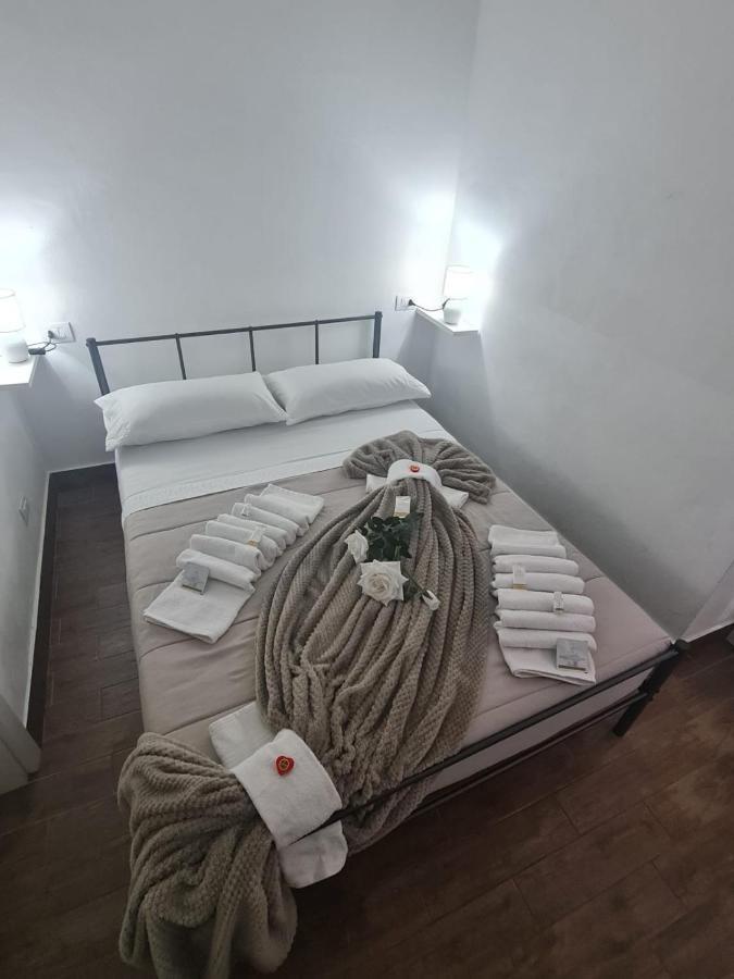 Curti Granda Hotel Rescaldina Buitenkant foto
