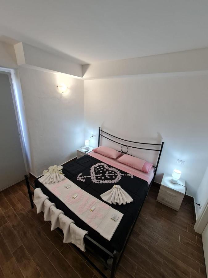 Curti Granda Hotel Rescaldina Buitenkant foto