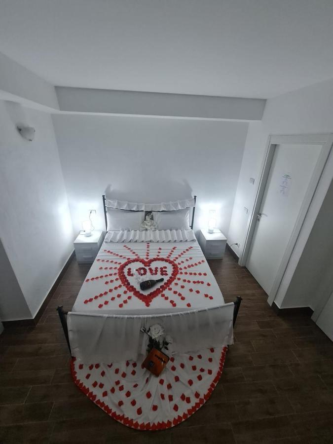 Curti Granda Hotel Rescaldina Buitenkant foto