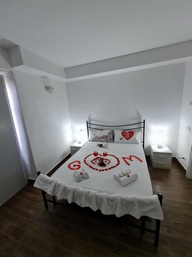 Curti Granda Hotel Rescaldina Buitenkant foto