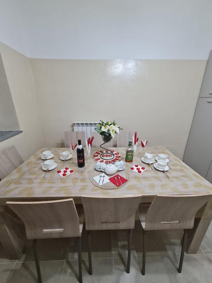 Curti Granda Hotel Rescaldina Buitenkant foto